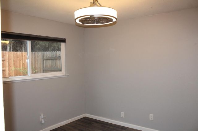 9372 Snowbird Way, Sacramento, CA 95826