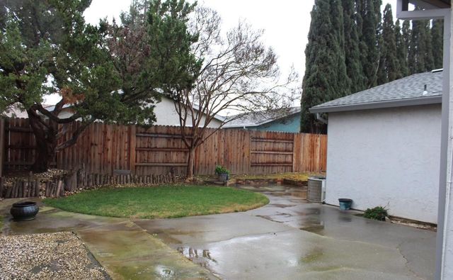 9372 Snowbird Way, Sacramento, CA 95826