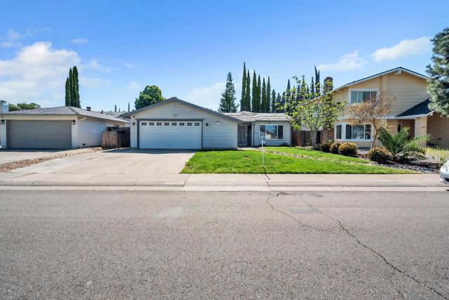 9372 Snowbird Way, Sacramento, CA 95826