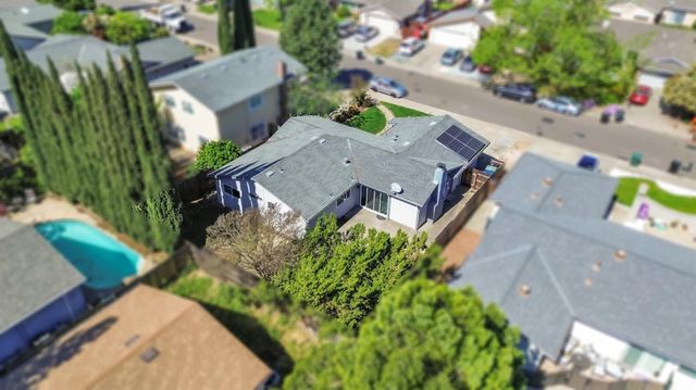 9372 Snowbird Way, Sacramento, CA 95826