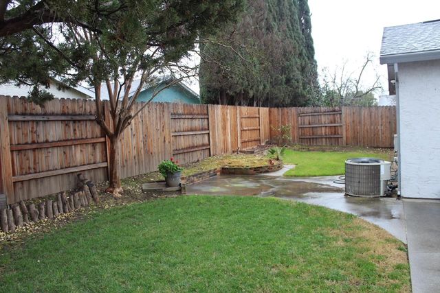 9372 Snowbird Way, Sacramento, CA 95826