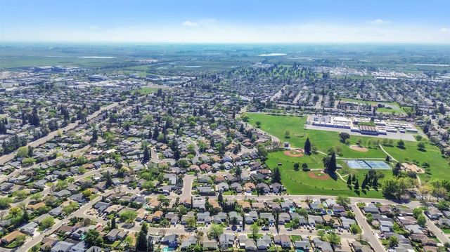 9372 Snowbird Way, Sacramento, CA 95826