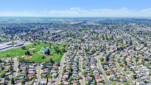 9372 Snowbird Way, Sacramento, CA 95826