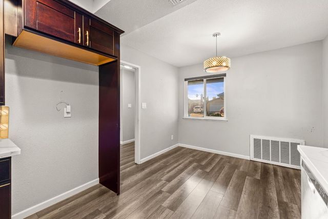 9372 Snowbird Way, Sacramento, CA 95826