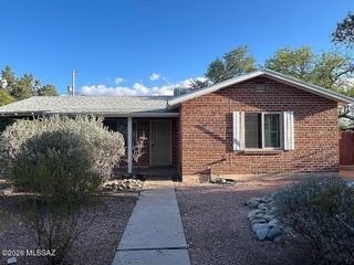 2238 E 9th Street, Tucson, AZ 85719