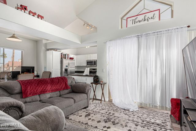 2801 N LITCHFIELD Road 51, Goodyear, AZ 85395