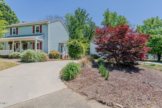 816 Cornwallis Drive, Burlington, NC 27215