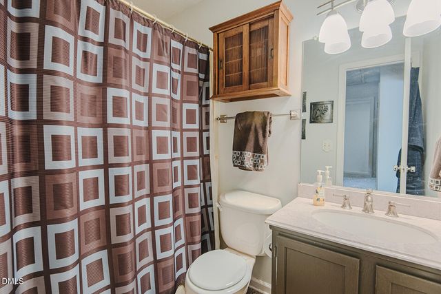816 Cornwallis Drive, Burlington, NC 27215