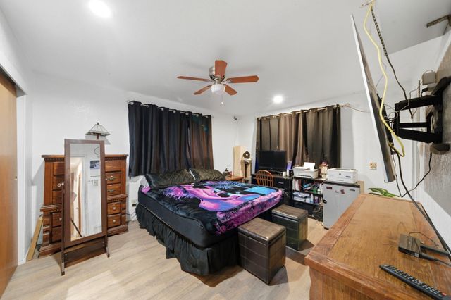 8233 Short Rd, Sacramento, CA 95828