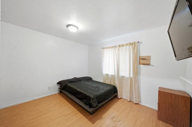8233 Short Rd, Sacramento, CA 95828