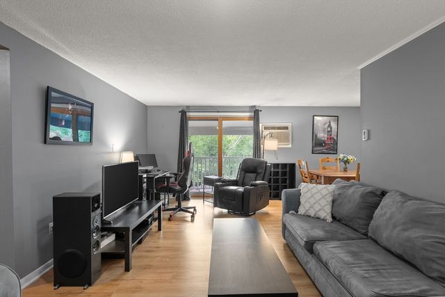 220 Bedford Street 12D, Bridgewater, MA 02324