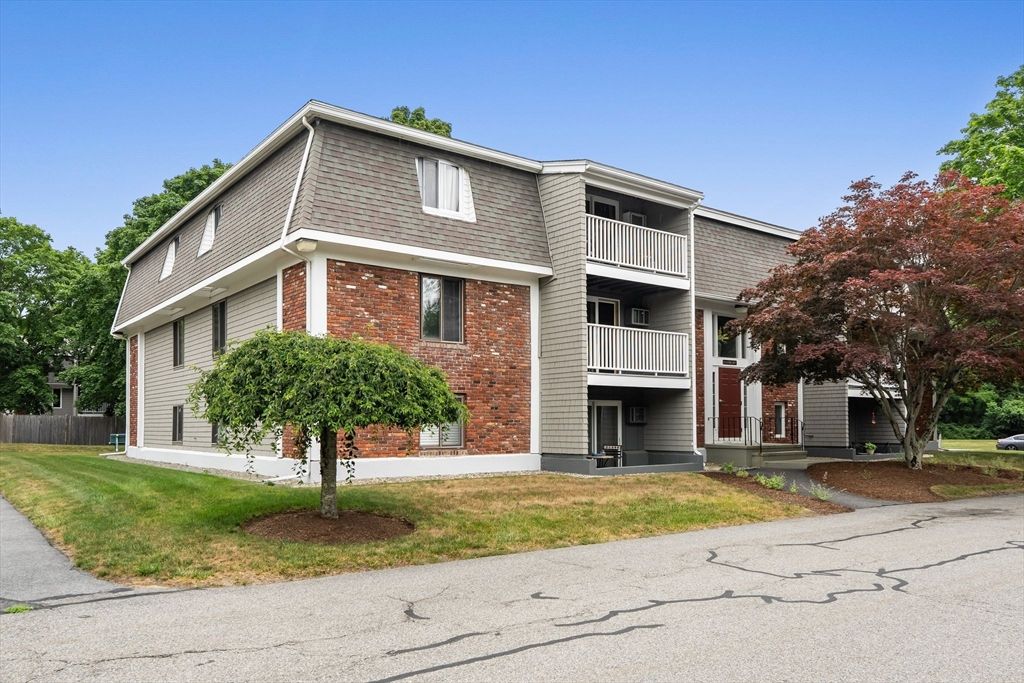 220 Bedford Street 12D, Bridgewater, MA 02324