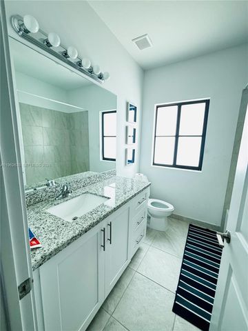 11855 SW 227th St, Miami, FL 33170