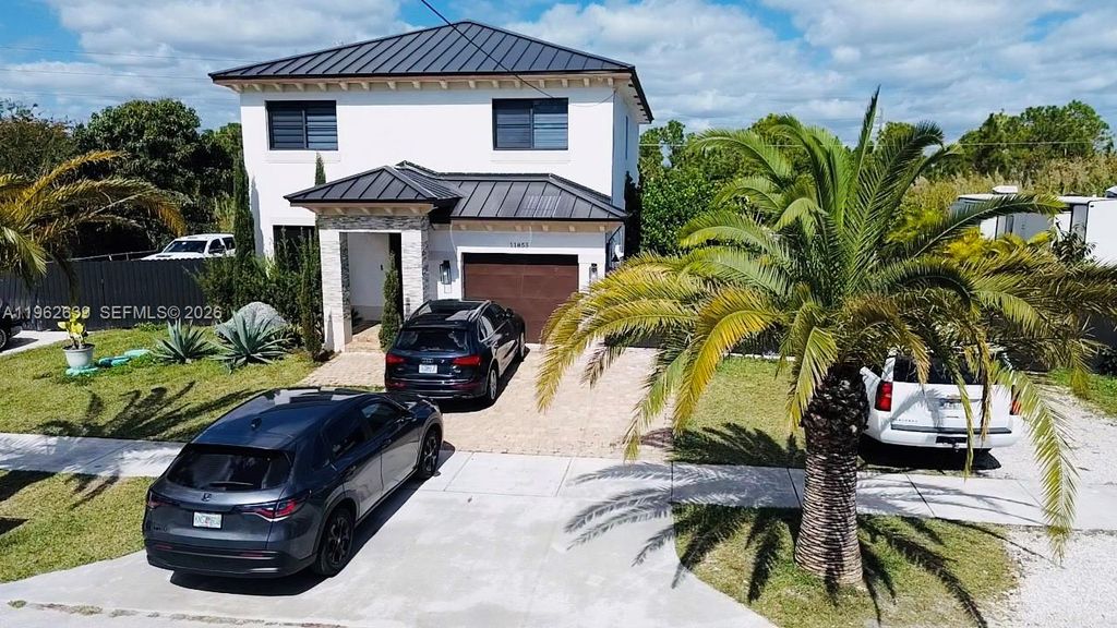 11855 SW 227th St, Miami, FL 33170