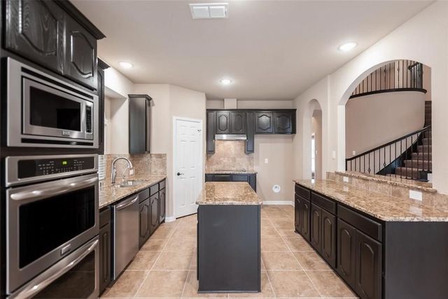 120 Sweet Gum Street, Red Oak, TX 75154