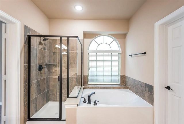 120 Sweet Gum Street, Red Oak, TX 75154