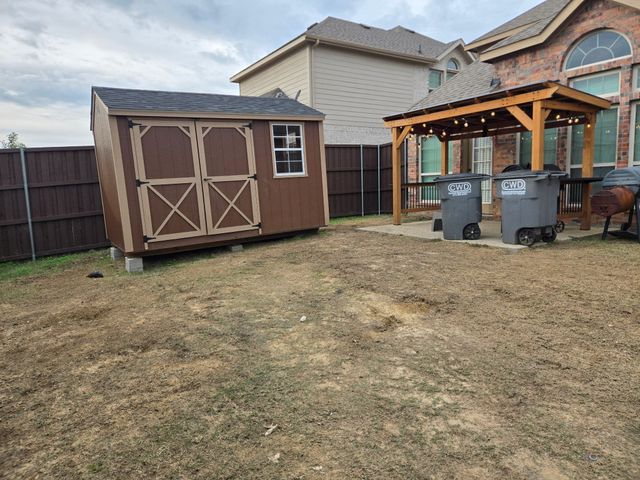 120 Sweet Gum Street, Red Oak, TX 75154