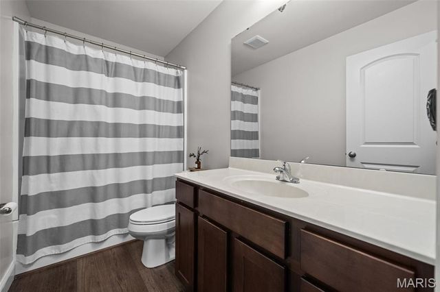 862 Topsfield Drive, Lake St Louis, MO 63367
