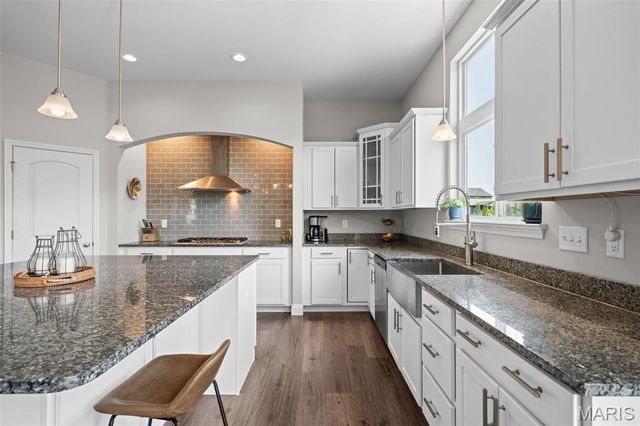 862 Topsfield Drive, Lake St Louis, MO 63367