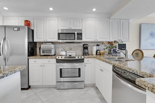2687 N Ocean Boulevard G-305, Boca Raton, FL 33431