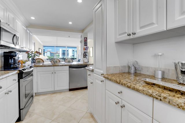 2687 N Ocean Boulevard G-305, Boca Raton, FL 33431