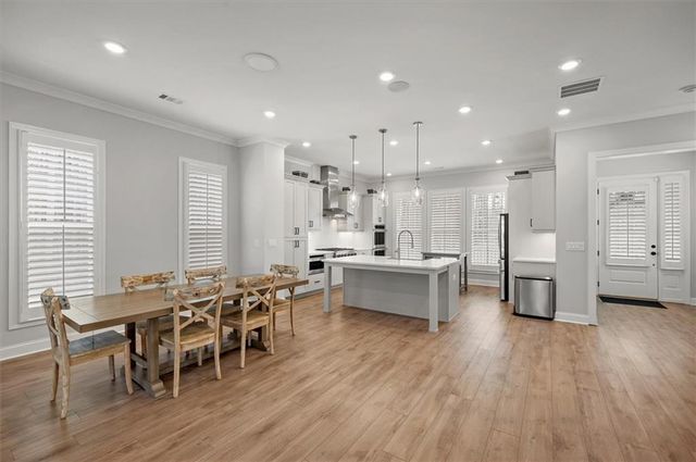 102 Stonehouse Drive, Cumming, GA 30040