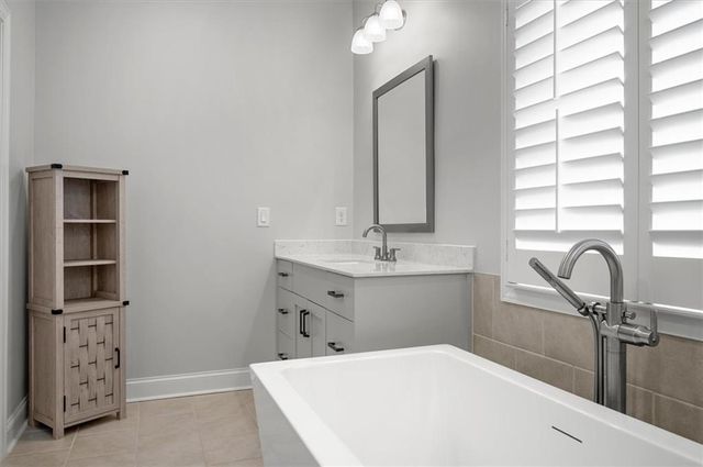 102 Stonehouse Drive, Cumming, GA 30040