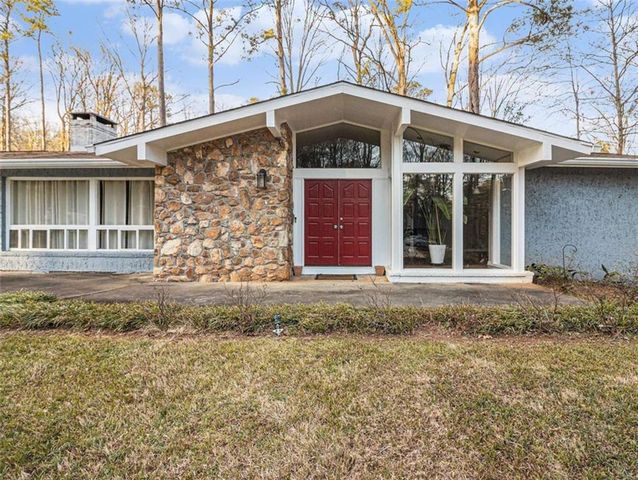 3590 Cloudland Drive, Stone Mountain, GA 30083