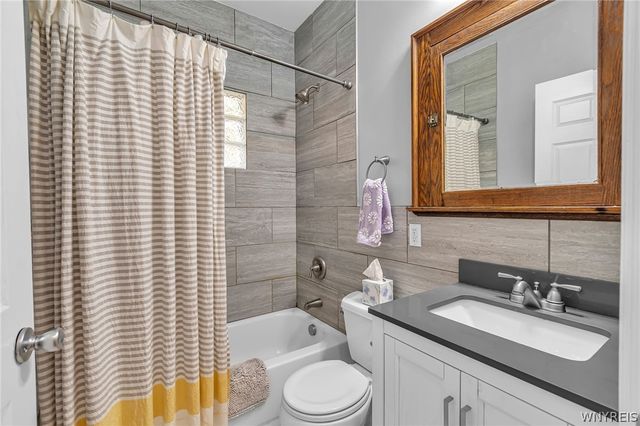 11 15th Street, Buffalo, NY 14213