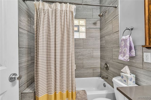 11 15th Street, Buffalo, NY 14213