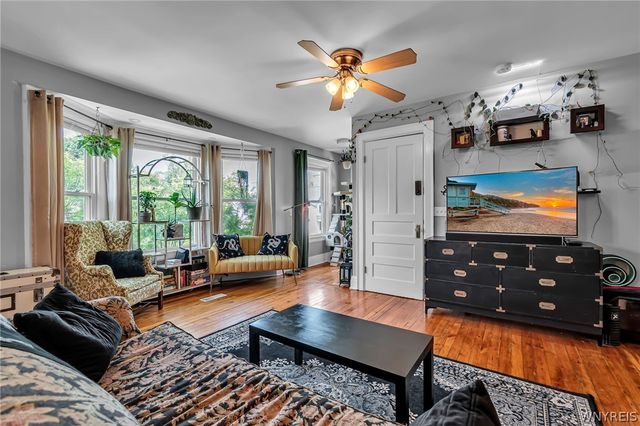 11 15th Street, Buffalo, NY 14213