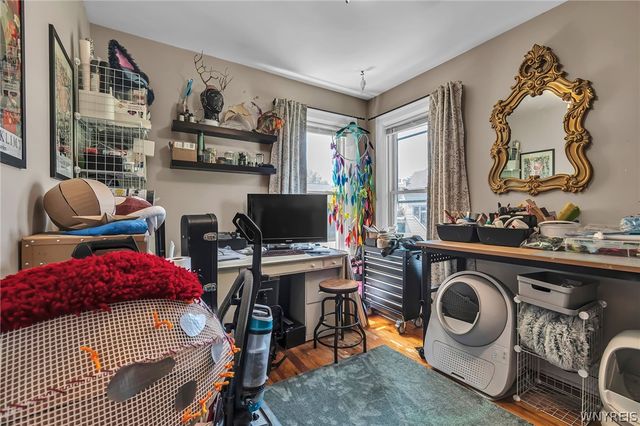 11 15th Street, Buffalo, NY 14213