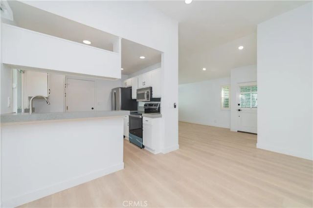 9 Wintermist, Irvine, CA 92614