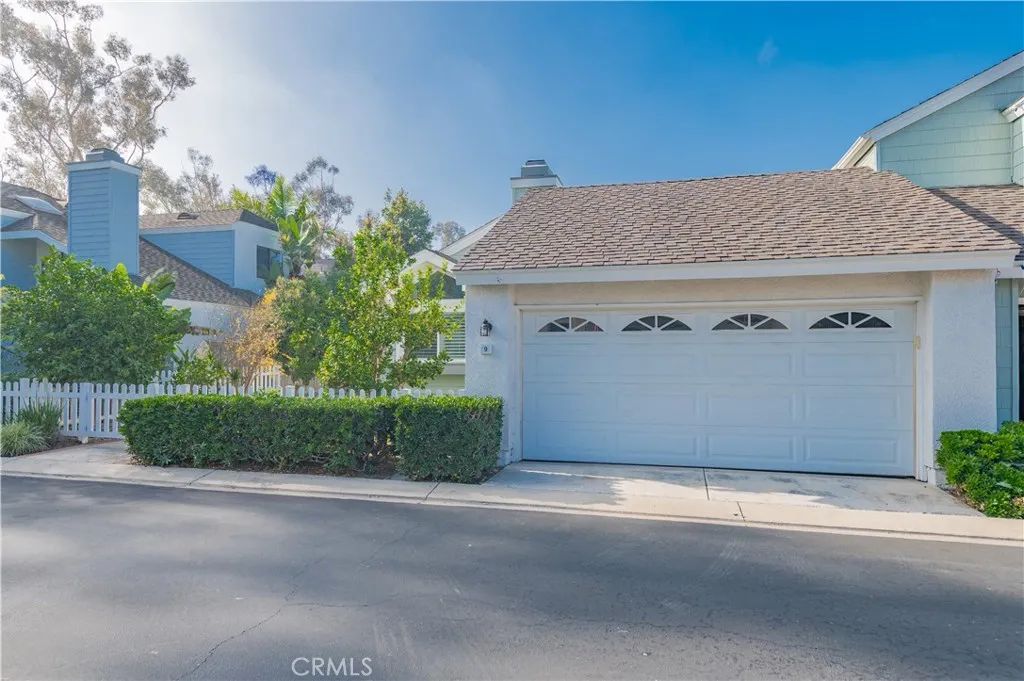 9 Wintermist, Irvine, CA 92614