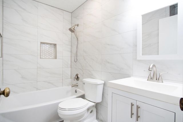 4253 Demorest Cove Court, Grove City, OH 43123