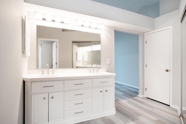 4253 Demorest Cove Court, Grove City, OH 43123