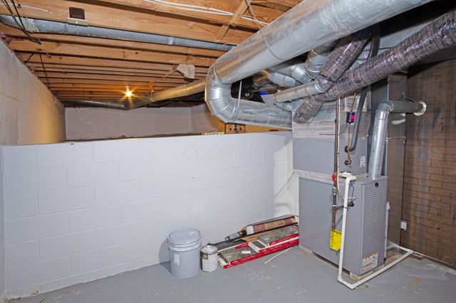 4253 Demorest Cove Court, Grove City, OH 43123