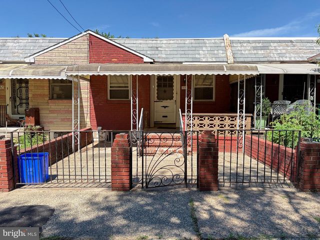 1830 S 27TH ST, Philadelphia, PA 19145