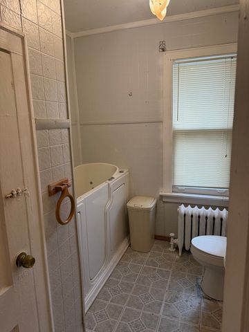 8139 S Carpenter Street, Chicago, IL 60620