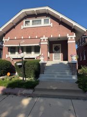 8139 S Carpenter Street, Chicago, IL 60620