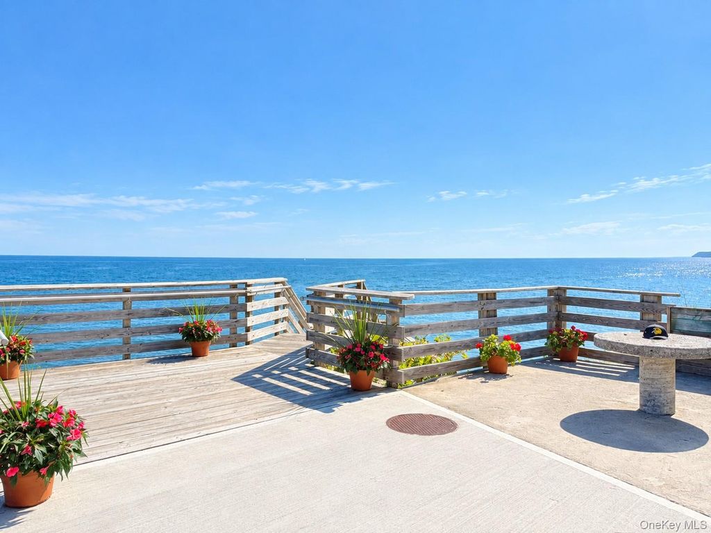 98 Magnolia Drive, Rocky Point, NY 11778 — photo 3