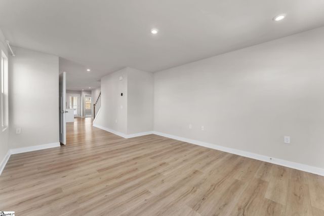 901 Leyburn Lane, Greenville, SC 29617