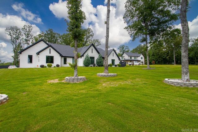 6105 Fait Road, Benton, AR 72019