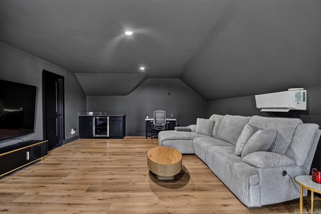 6105 Fait Road, Benton, AR 72019