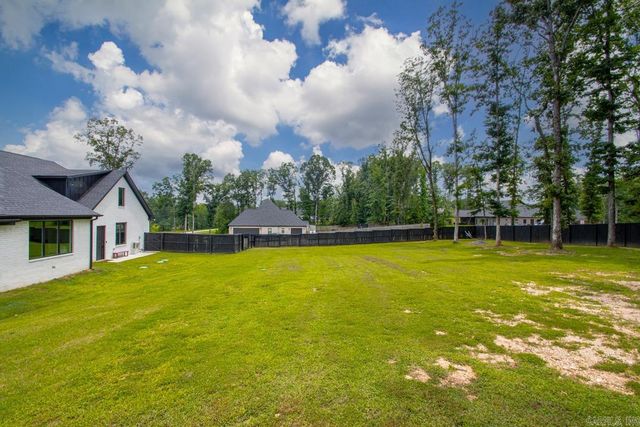 6105 Fait Road, Benton, AR 72019