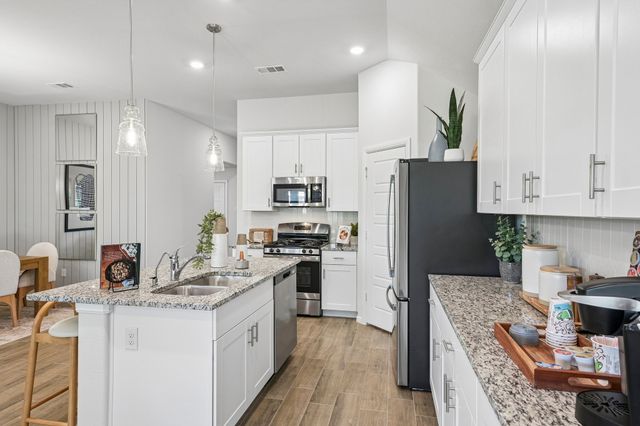 1048 Tarryhill Drive, Crowley, TX 76036