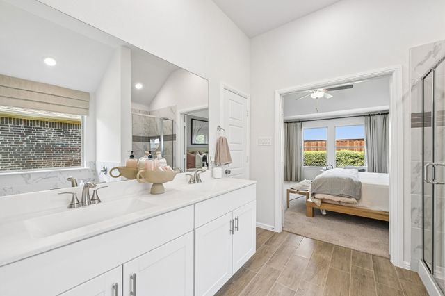 1048 Tarryhill Drive, Crowley, TX 76036