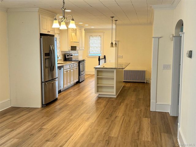 22 W 1st Street, Patchogue, NY 11772