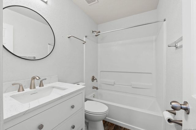 27119 Rustic Horse, San Antonio, TX 78260