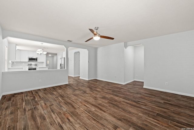 27119 Rustic Horse, San Antonio, TX 78260